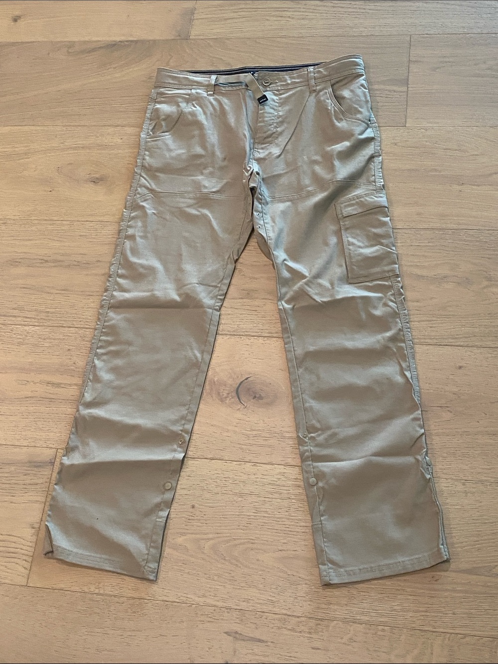 PrAna Relaxed Fit 34/32 Tan color